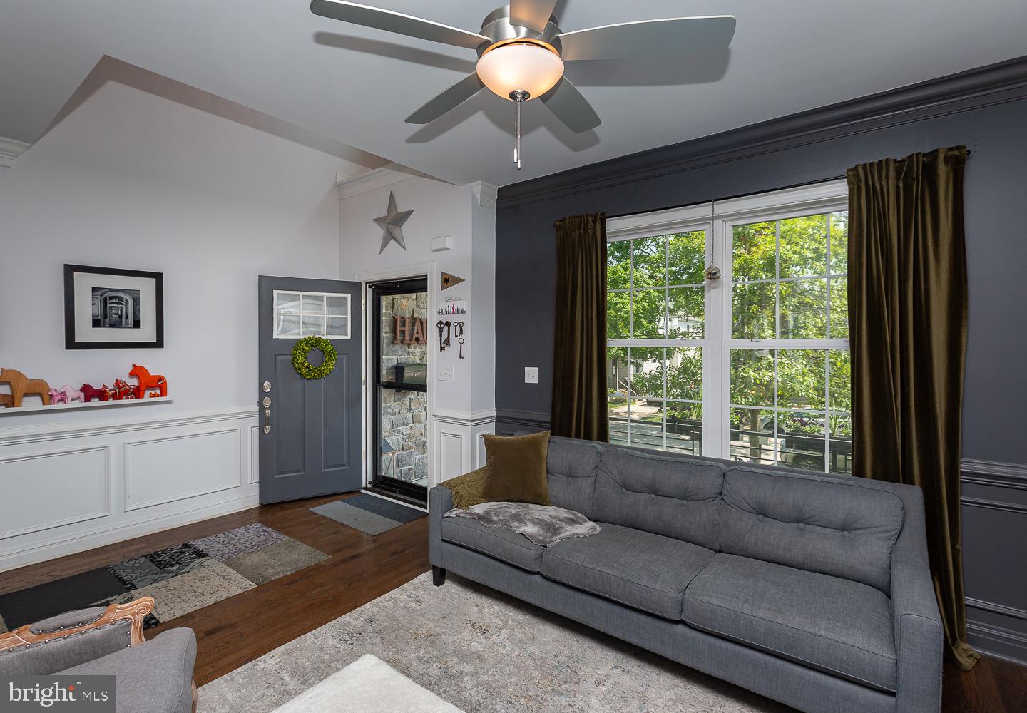 326 Kenmore Rd