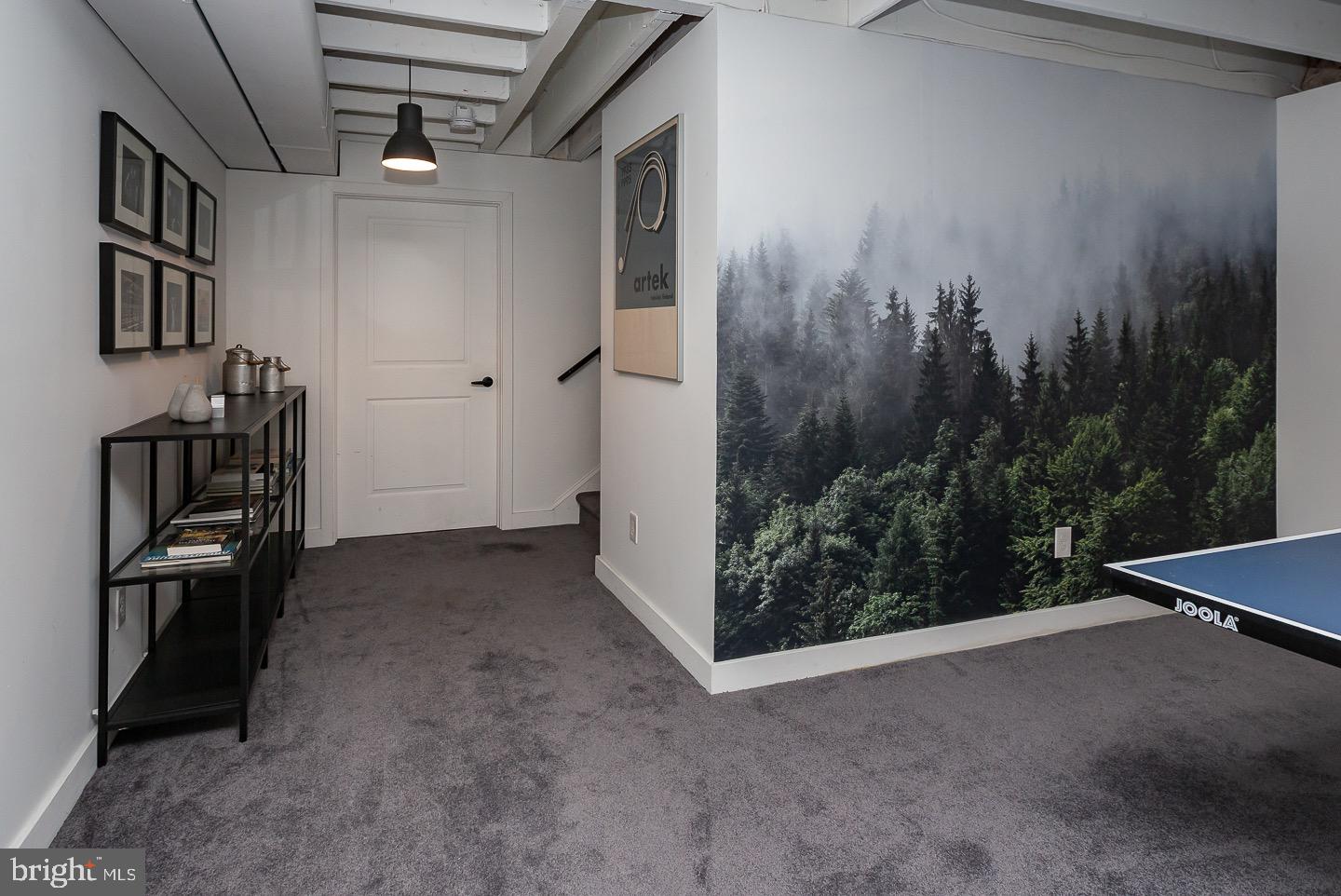 326 Kenmore Rd