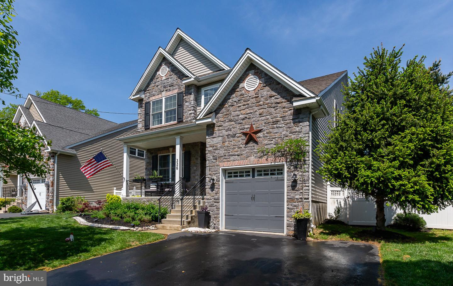 326 Kenmore Rd