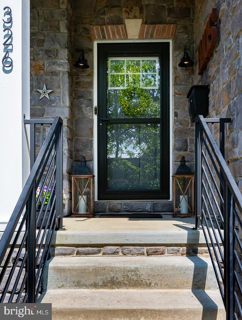 326 Kenmore Rd