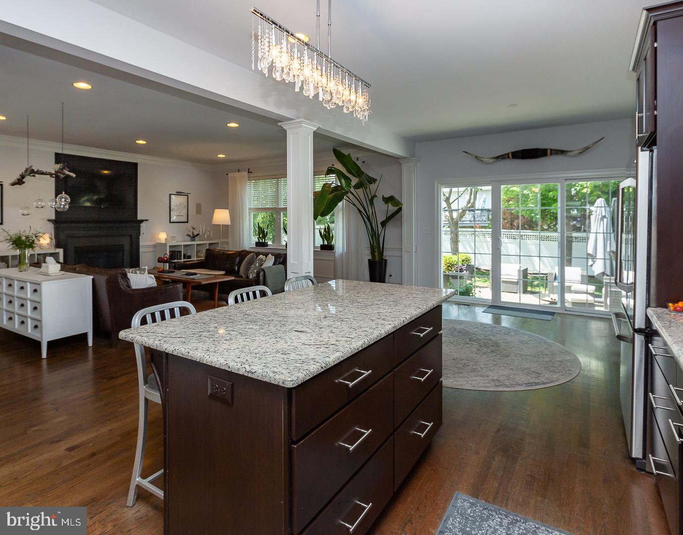 326 Kenmore Rd