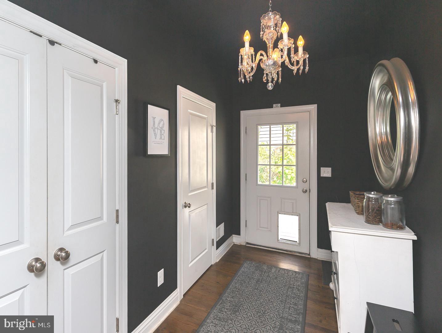 326 Kenmore Rd