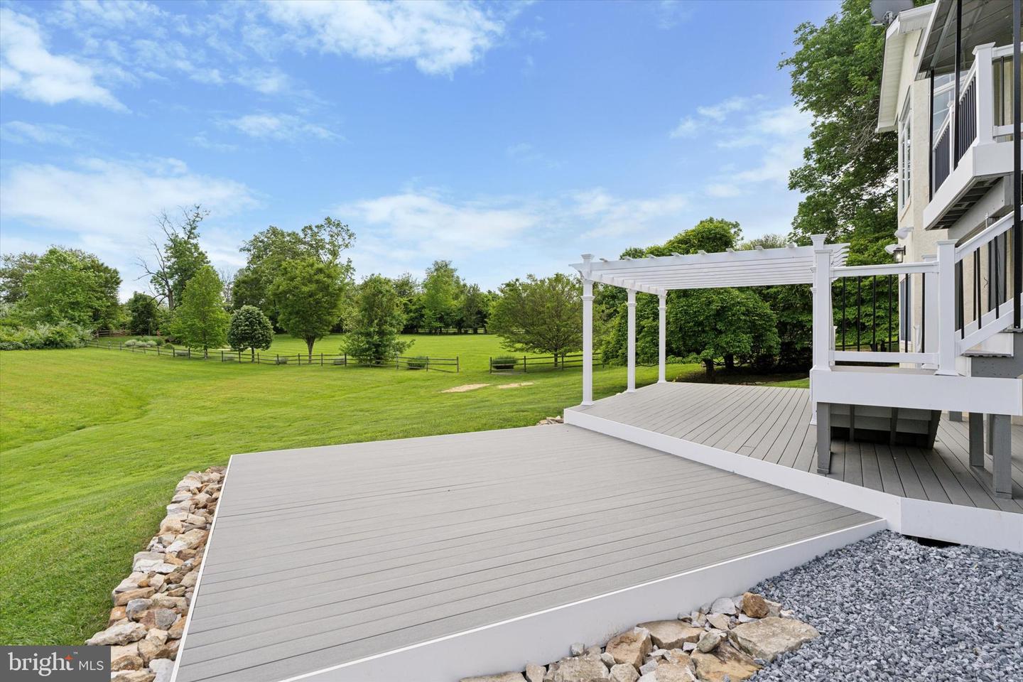 1104 Clover Ln