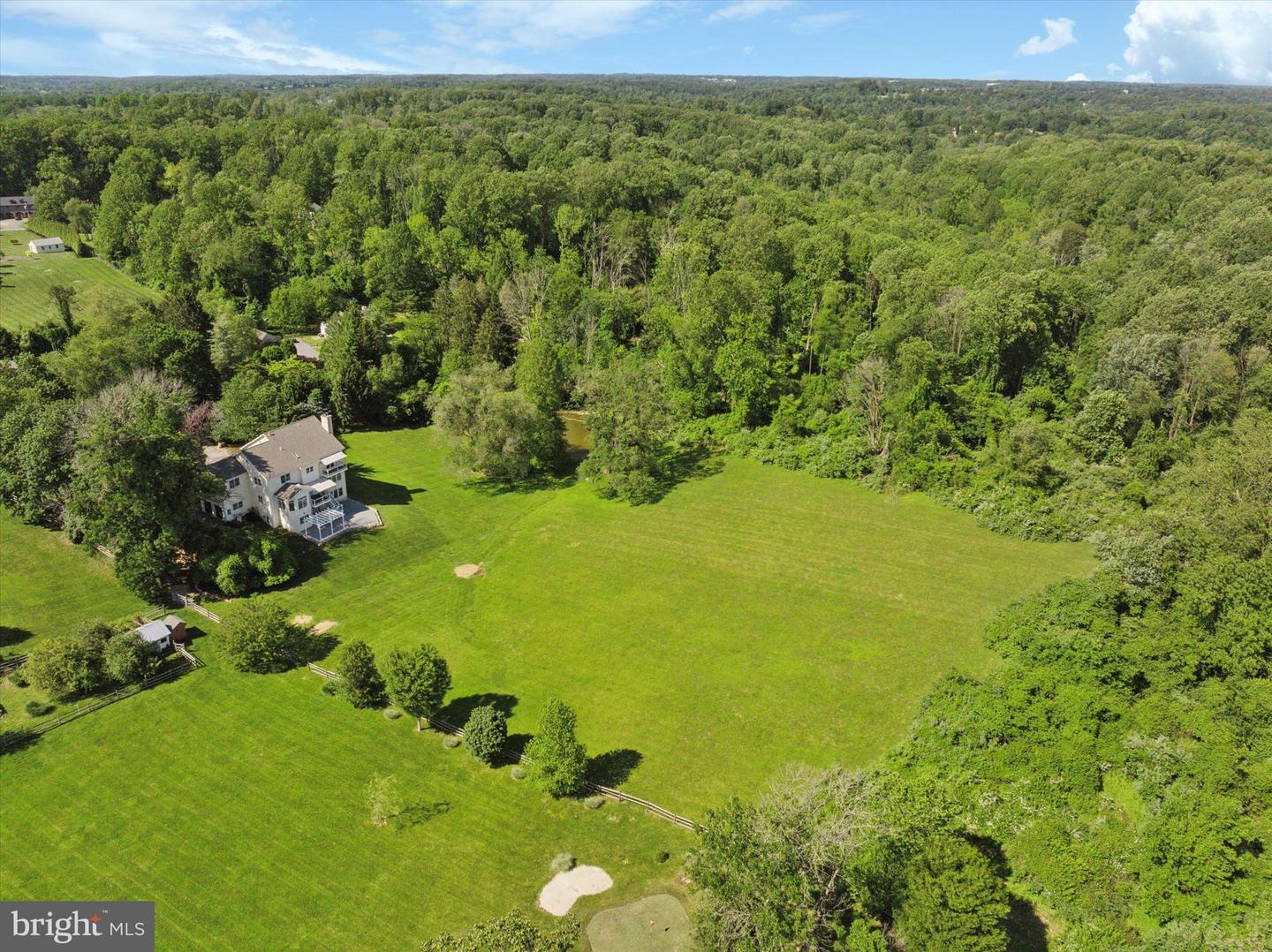 1104 Clover Ln