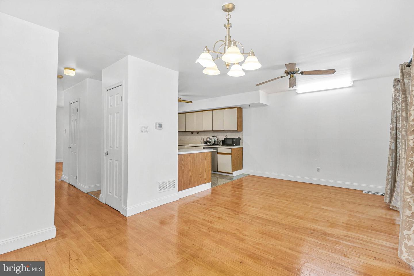 643 Saint Anthony Ln