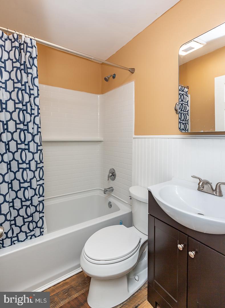 20 W FORRESTVIEW RD