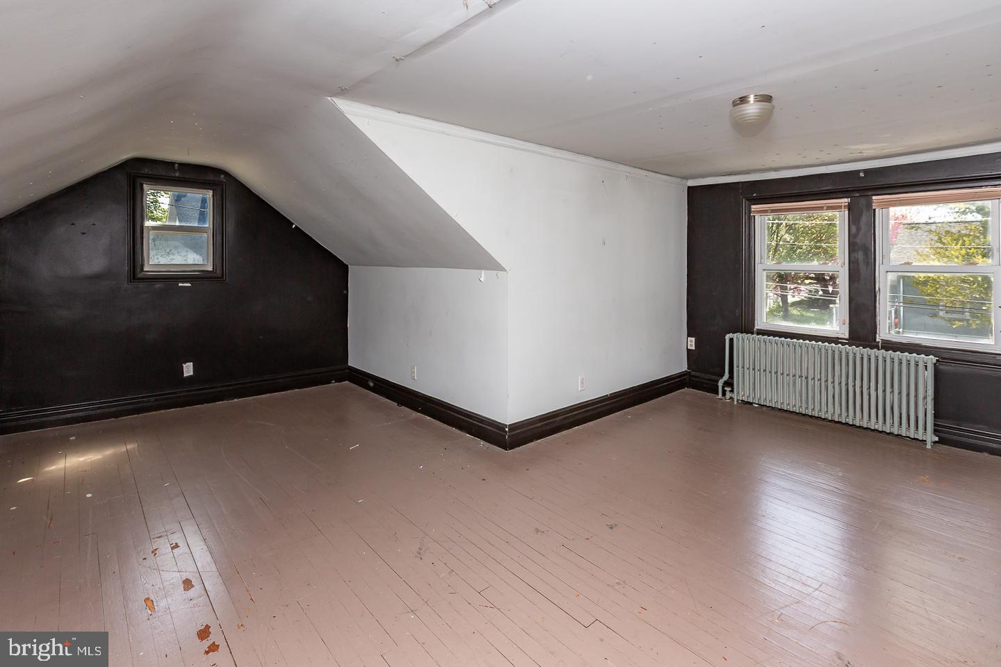20 W FORRESTVIEW RD