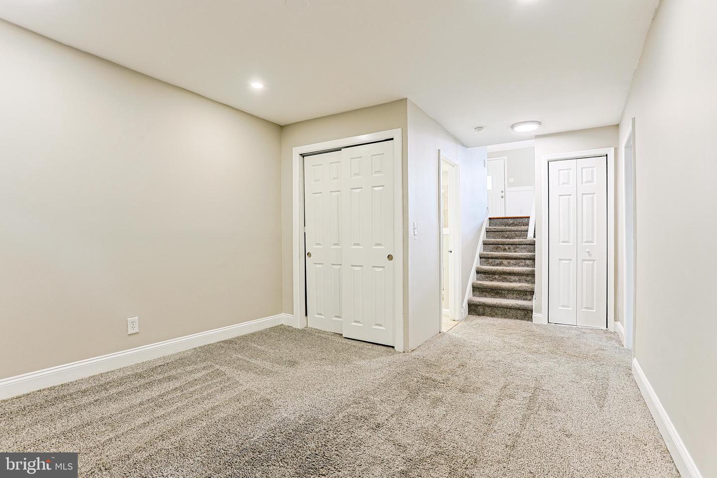 1636 Adams Ave