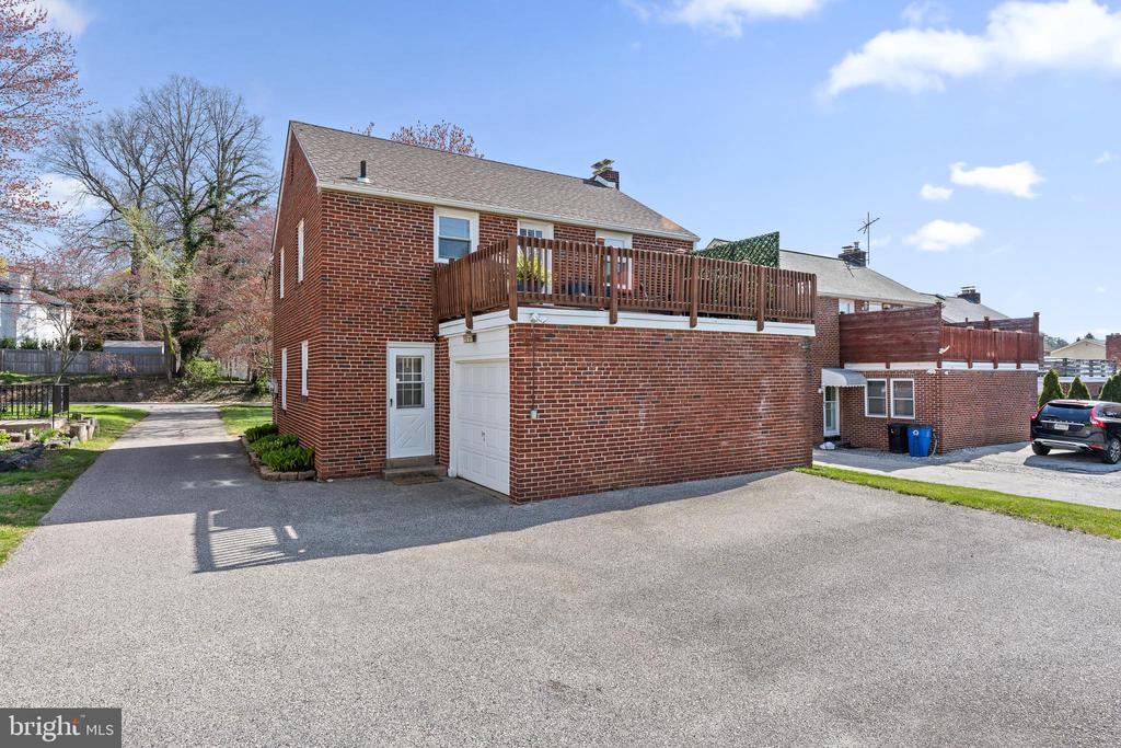812 E Haverford Rd