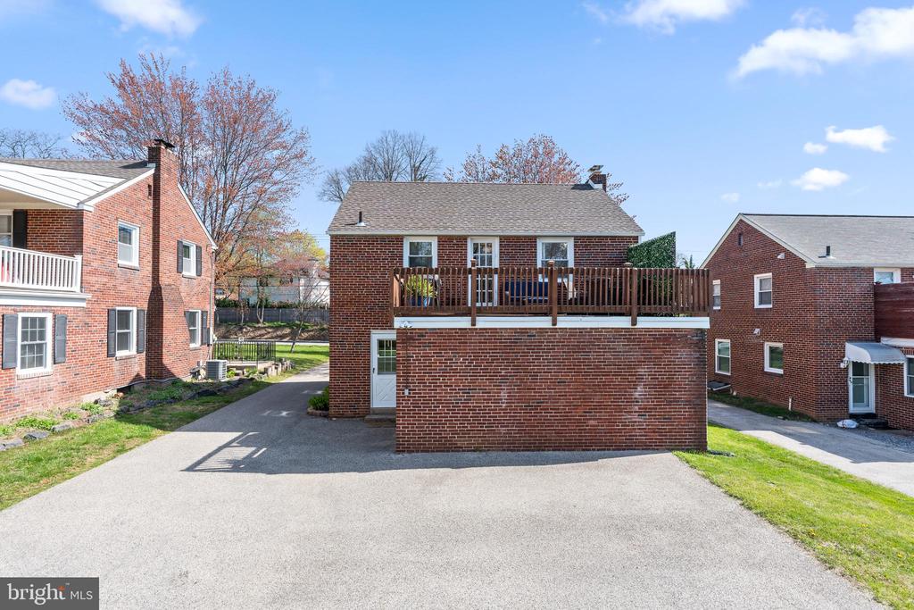 812 E Haverford Rd