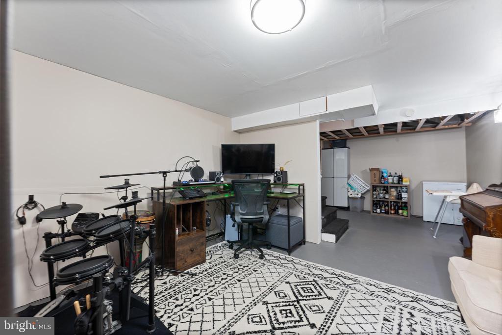 812 E Haverford Rd