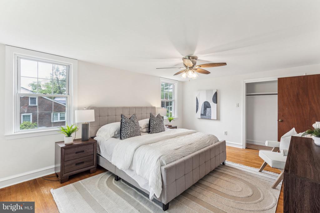 105 Lombardy Dr