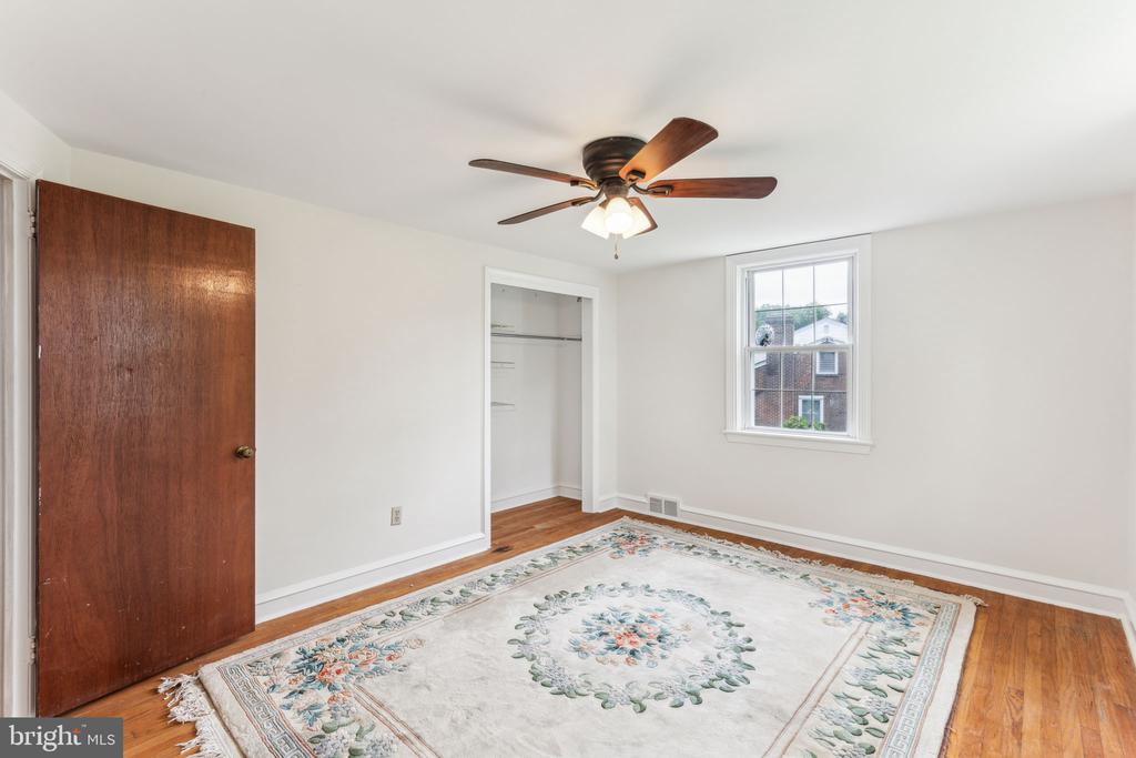 105 Lombardy Dr