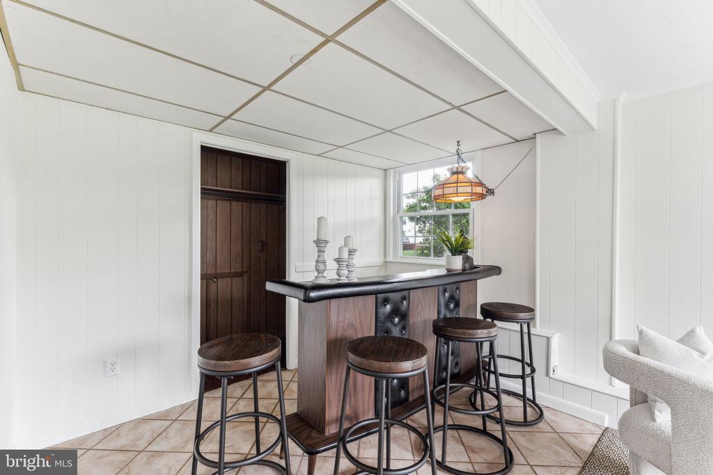 105 Lombardy Dr