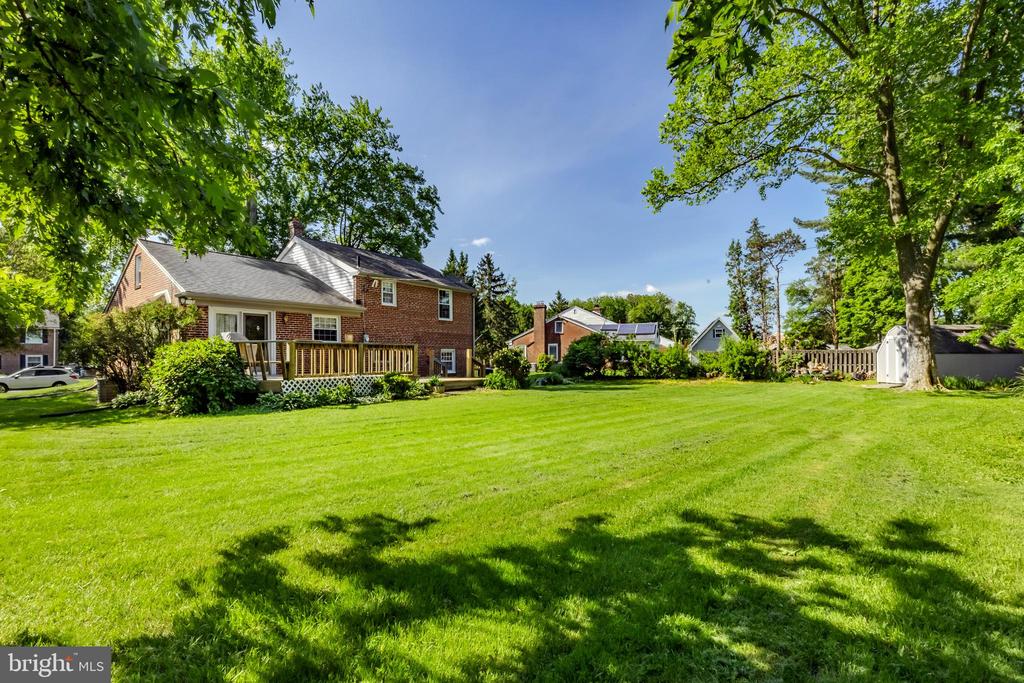 105 Lombardy Dr