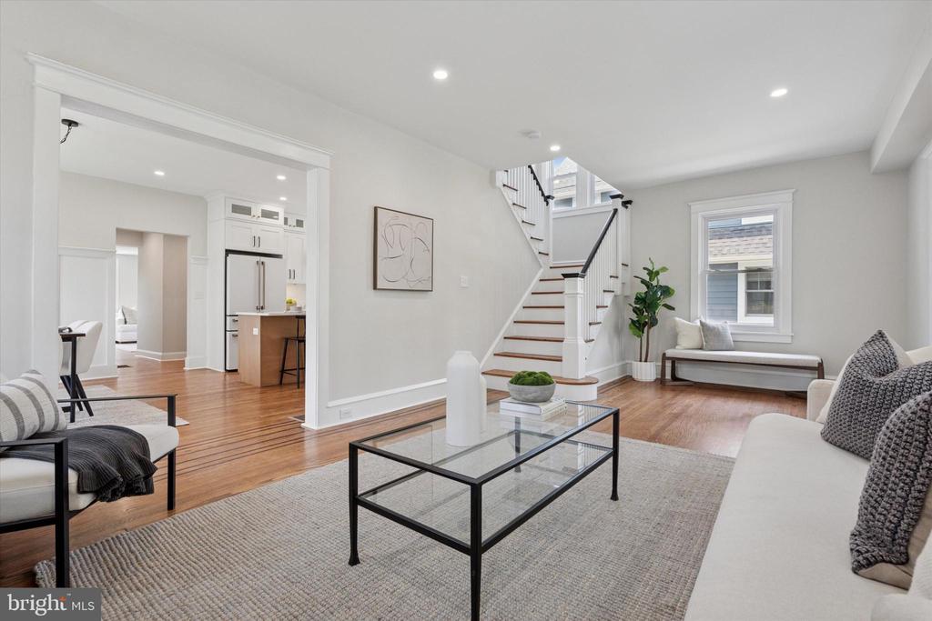 520 Brookline Blvd