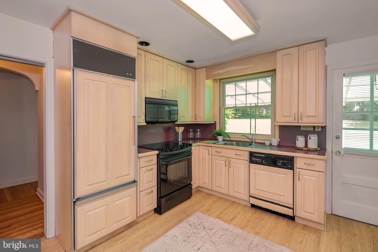 262 Ellis Rd