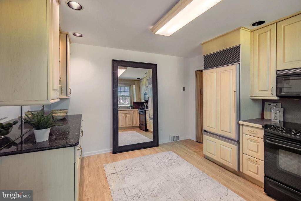 262 Ellis Rd