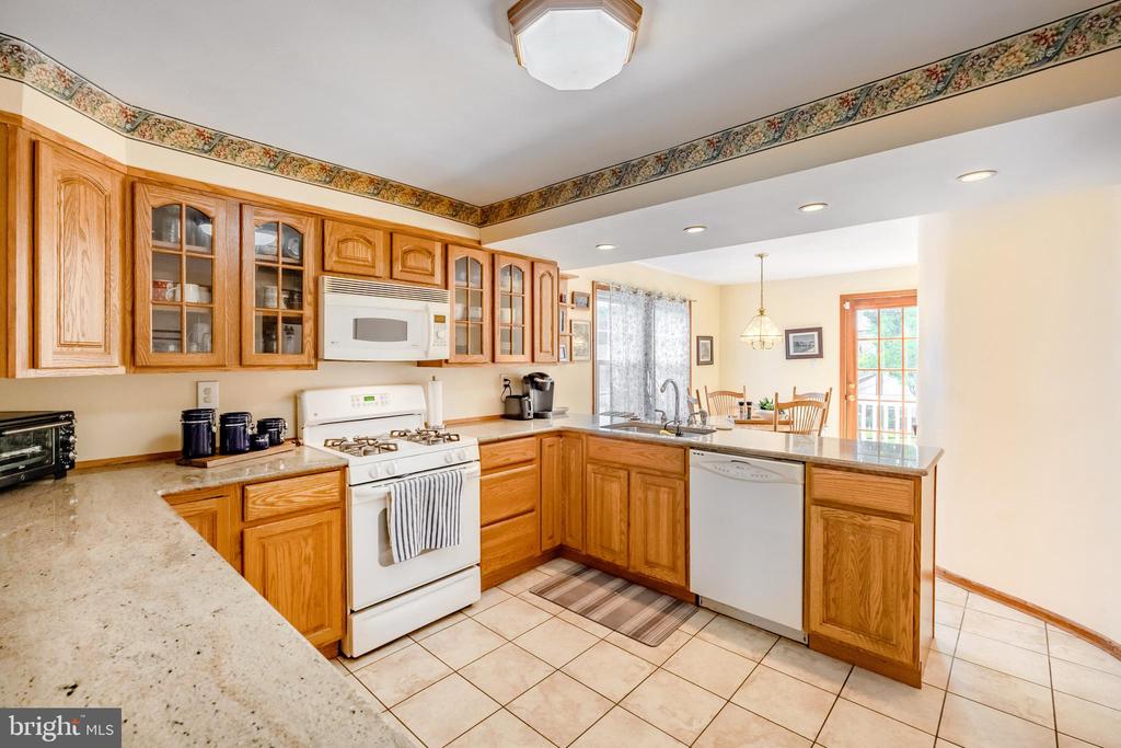 571 Rutherford Dr