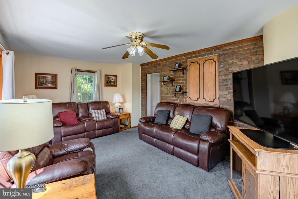 571 Rutherford Dr