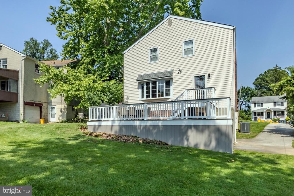 571 Rutherford Dr