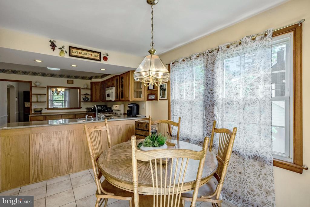 571 Rutherford Dr