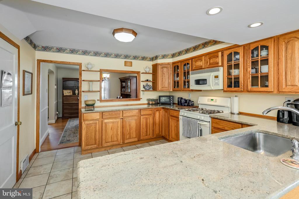 571 Rutherford Dr