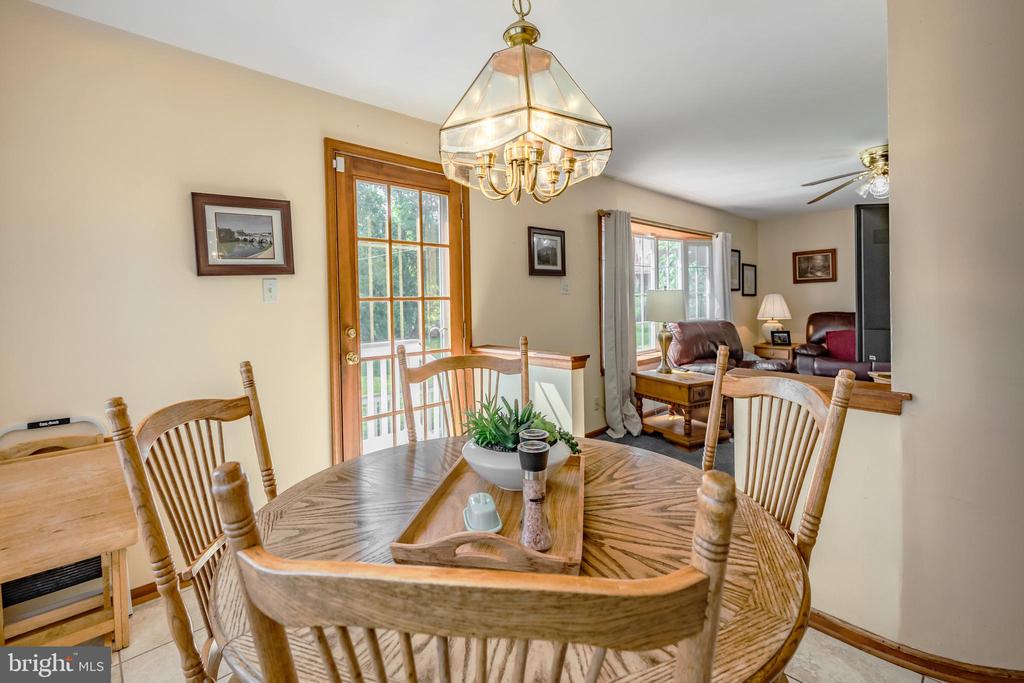 571 Rutherford Dr