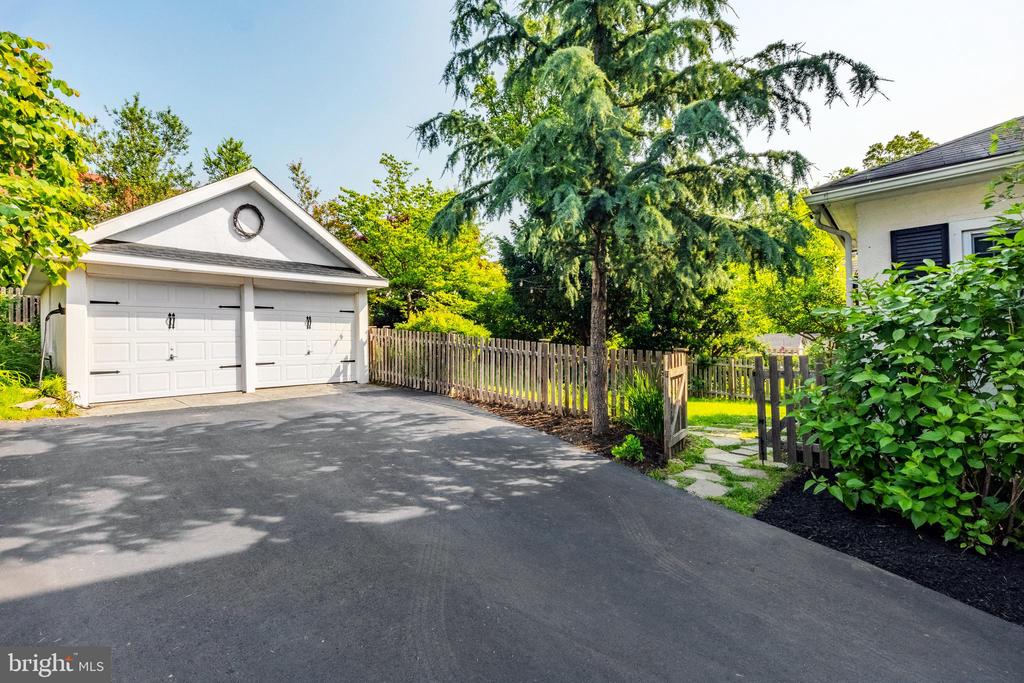 536 Kathmere Rd