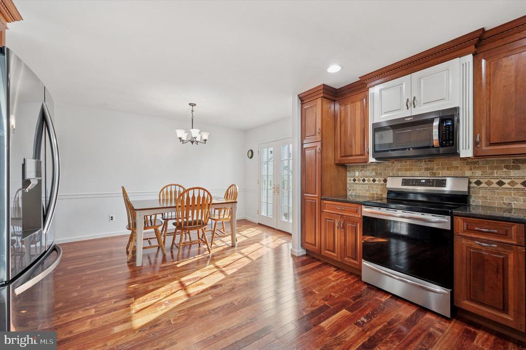 633 E WILTSHIRE DRIVE Unit: 81