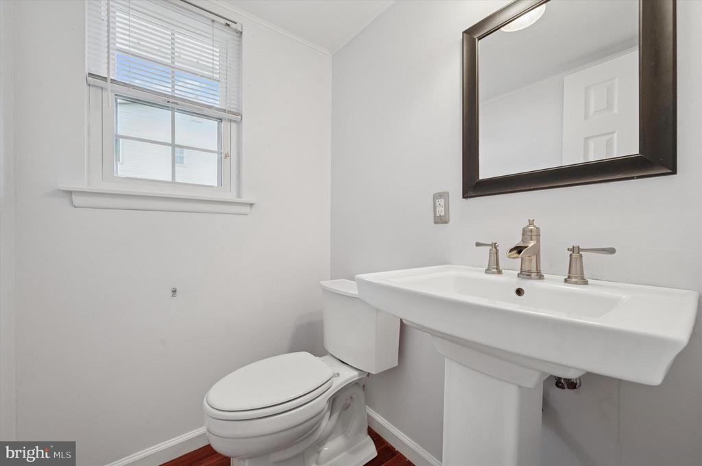 633 E WILTSHIRE DRIVE Unit: 81
