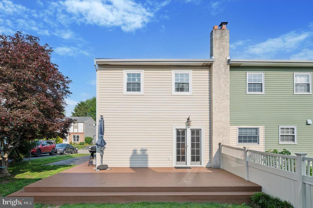 633 E WILTSHIRE DRIVE Unit: 81