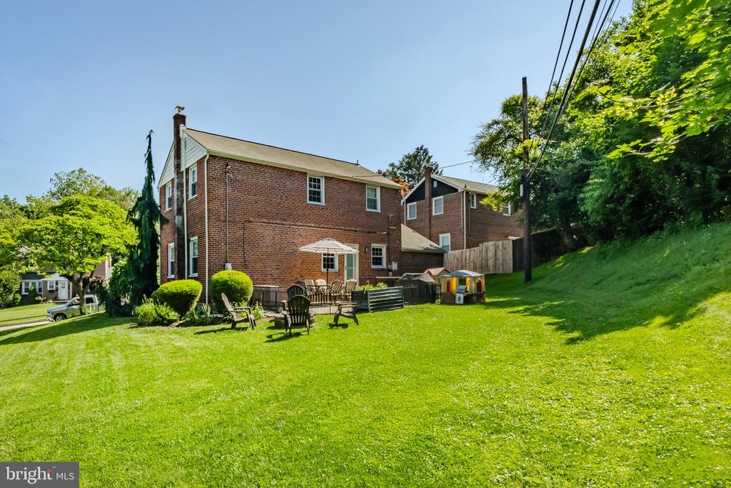 1626 Rose Glen Rd