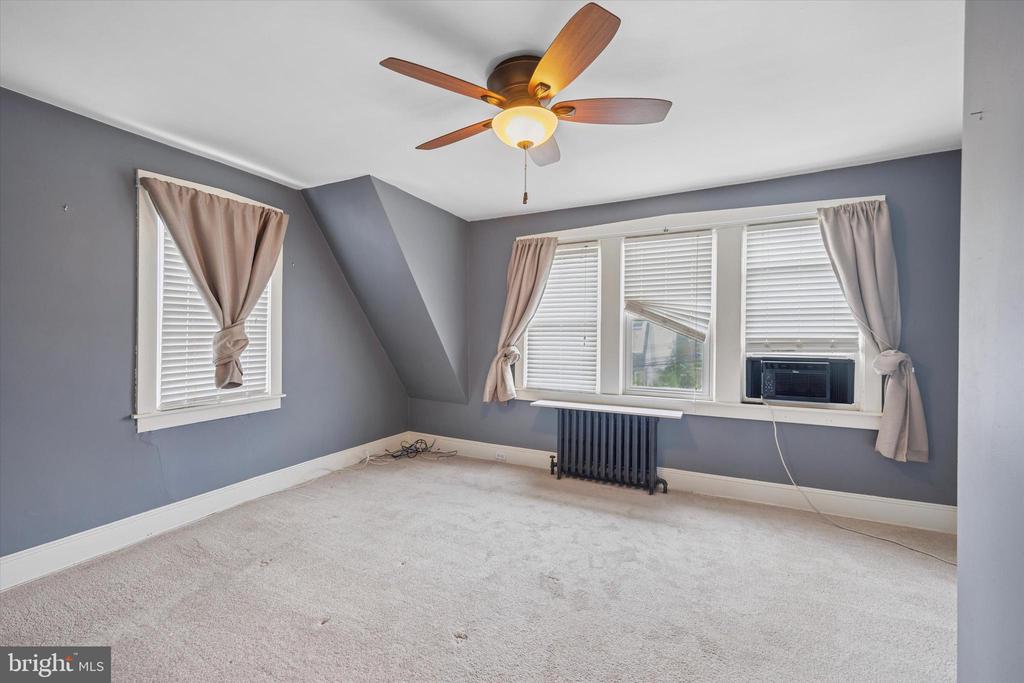 4105 Vernon Rd