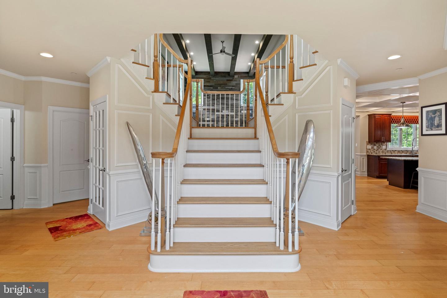 3917 Woodland Dr