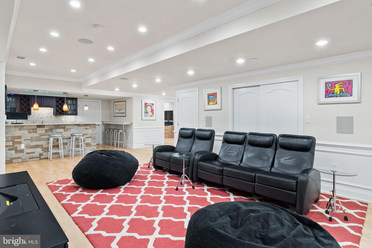 3917 Woodland Dr