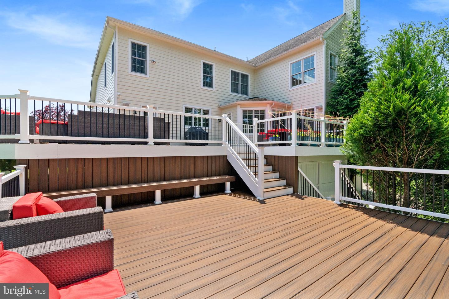 3917 Woodland Dr