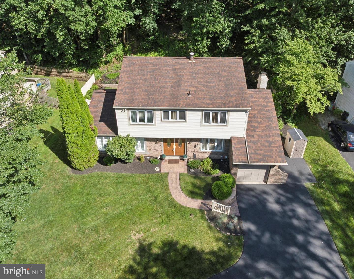345 Ellis Rd
