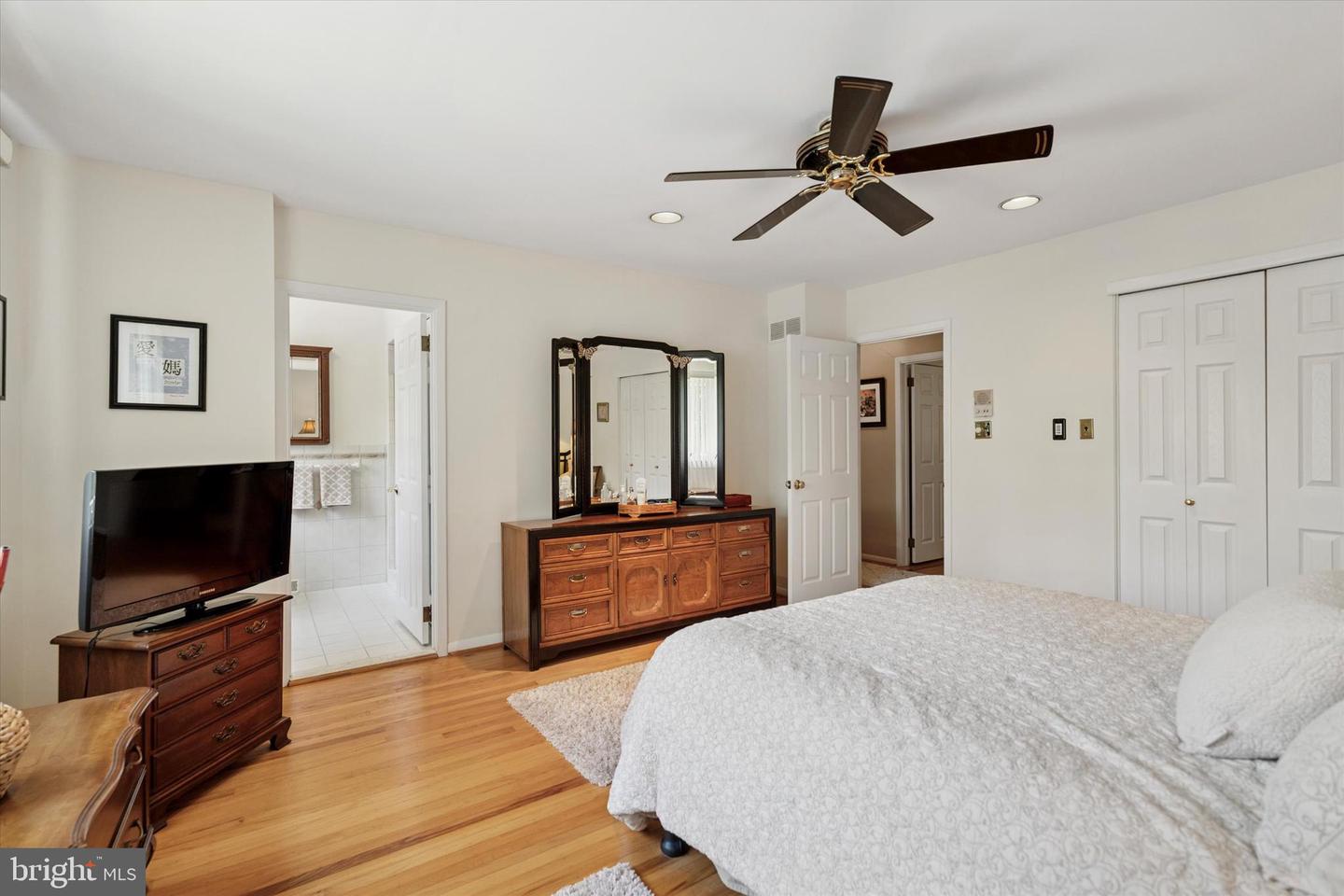 345 Ellis Rd