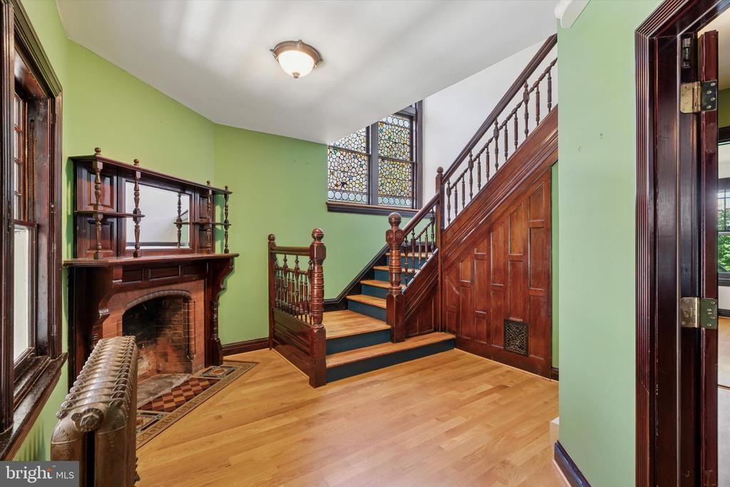 426 South Ave