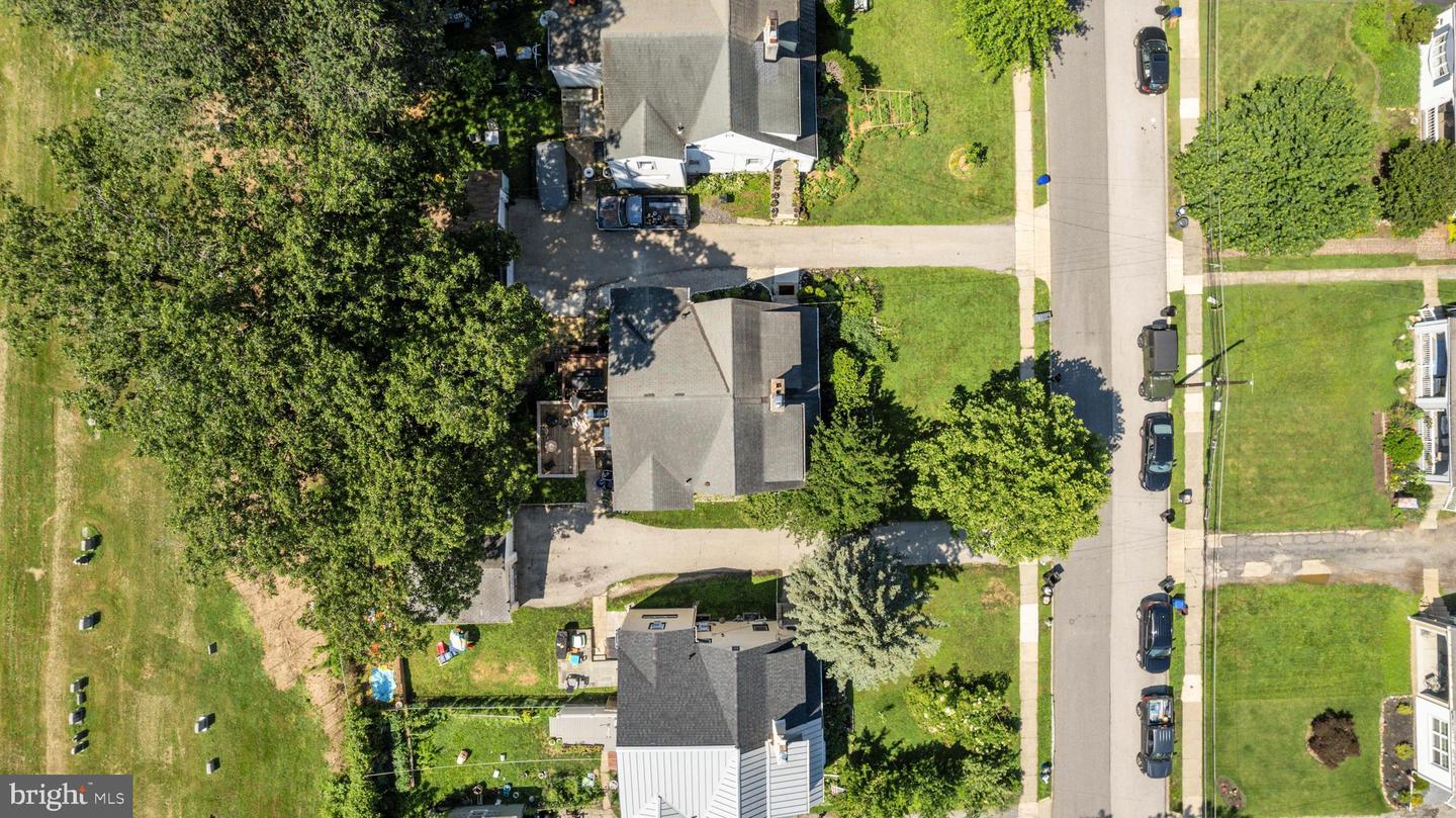 317 Cherry Ln