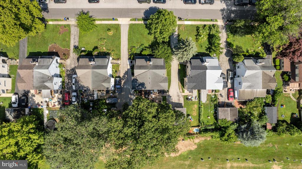 317 Cherry Ln