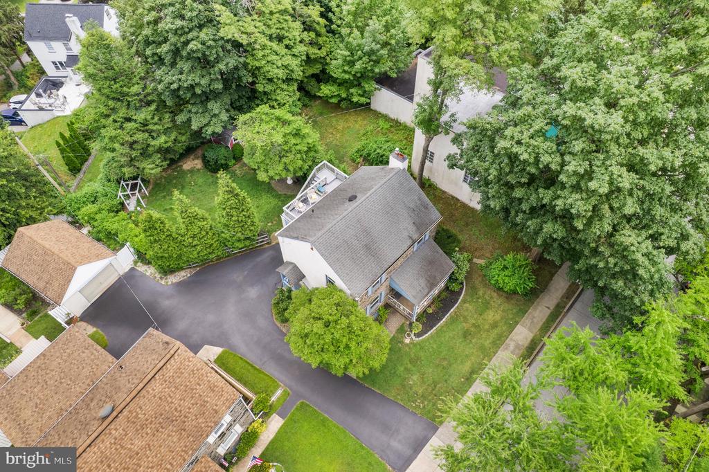 2589 Radcliffe Rd