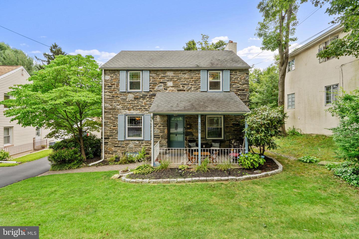 2589 Radcliffe Rd
