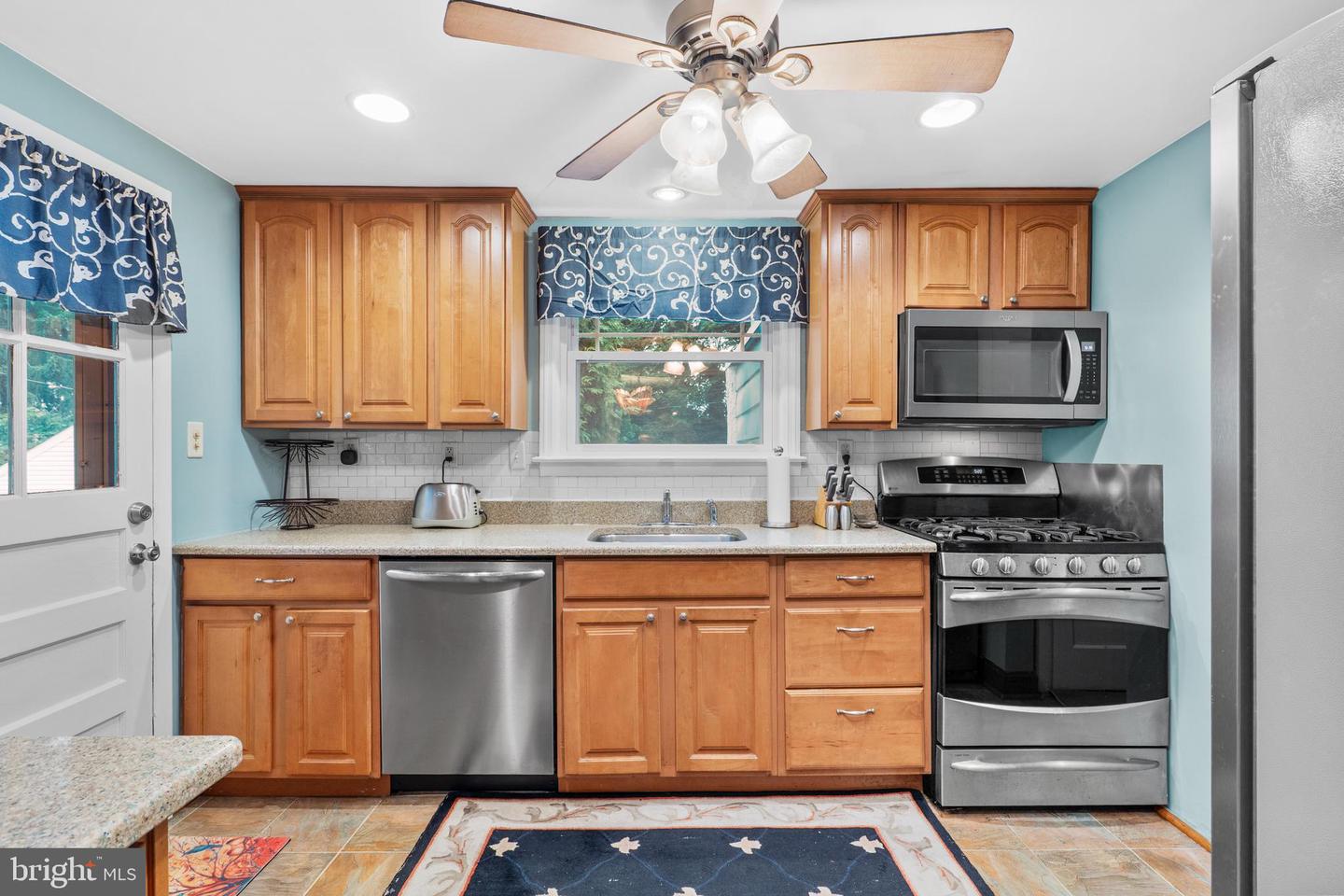 2589 Radcliffe Rd