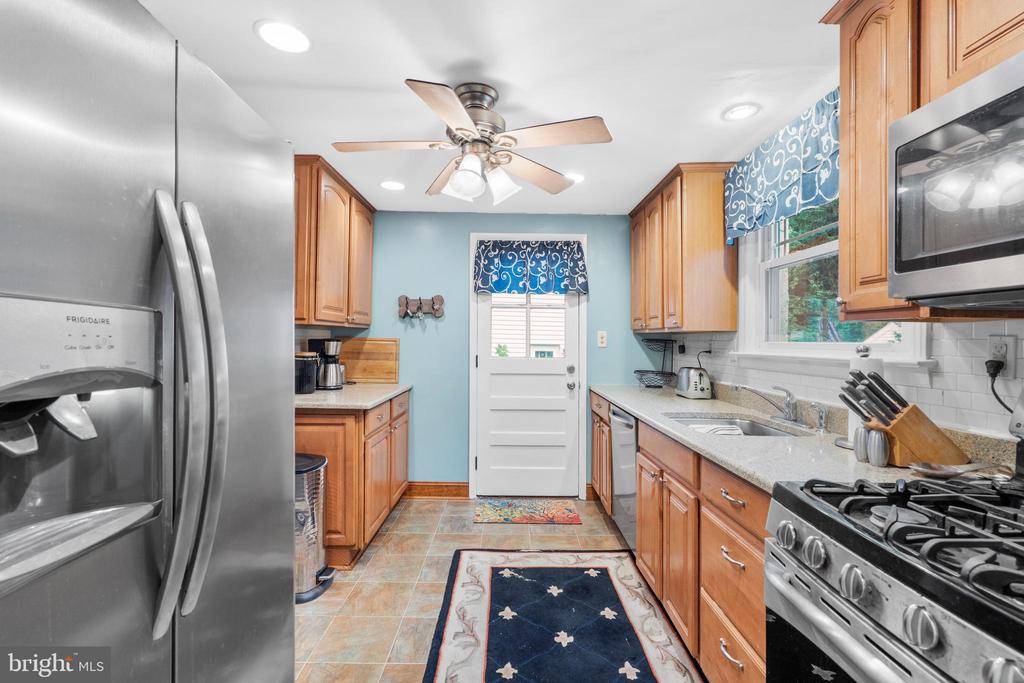 2589 Radcliffe Rd