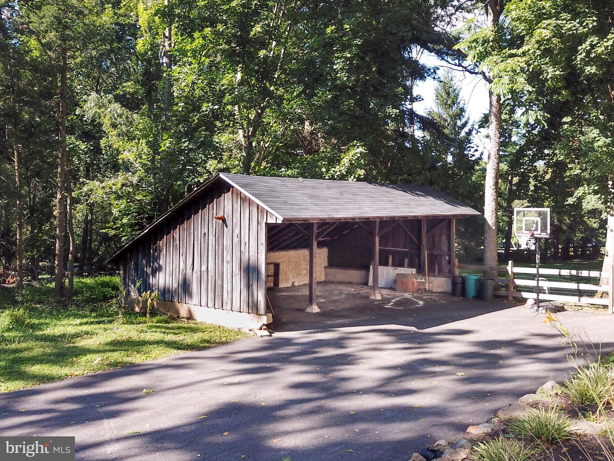 547 Concord Rd