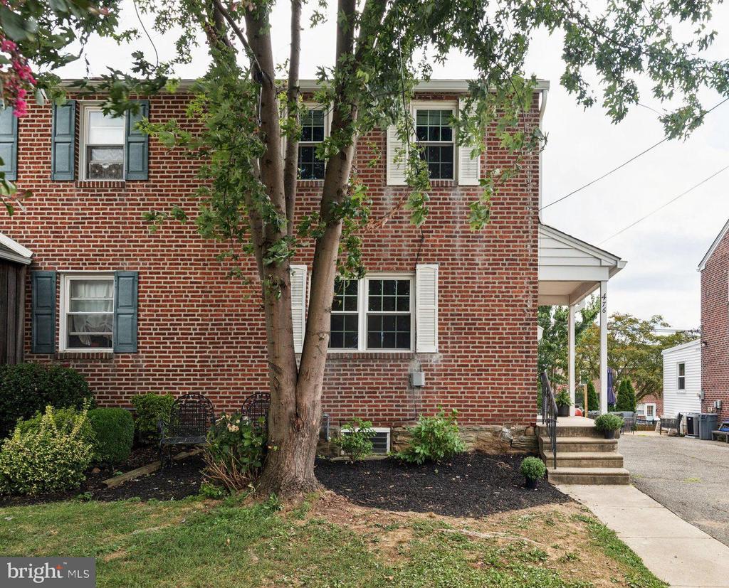 476 Olympic Ave