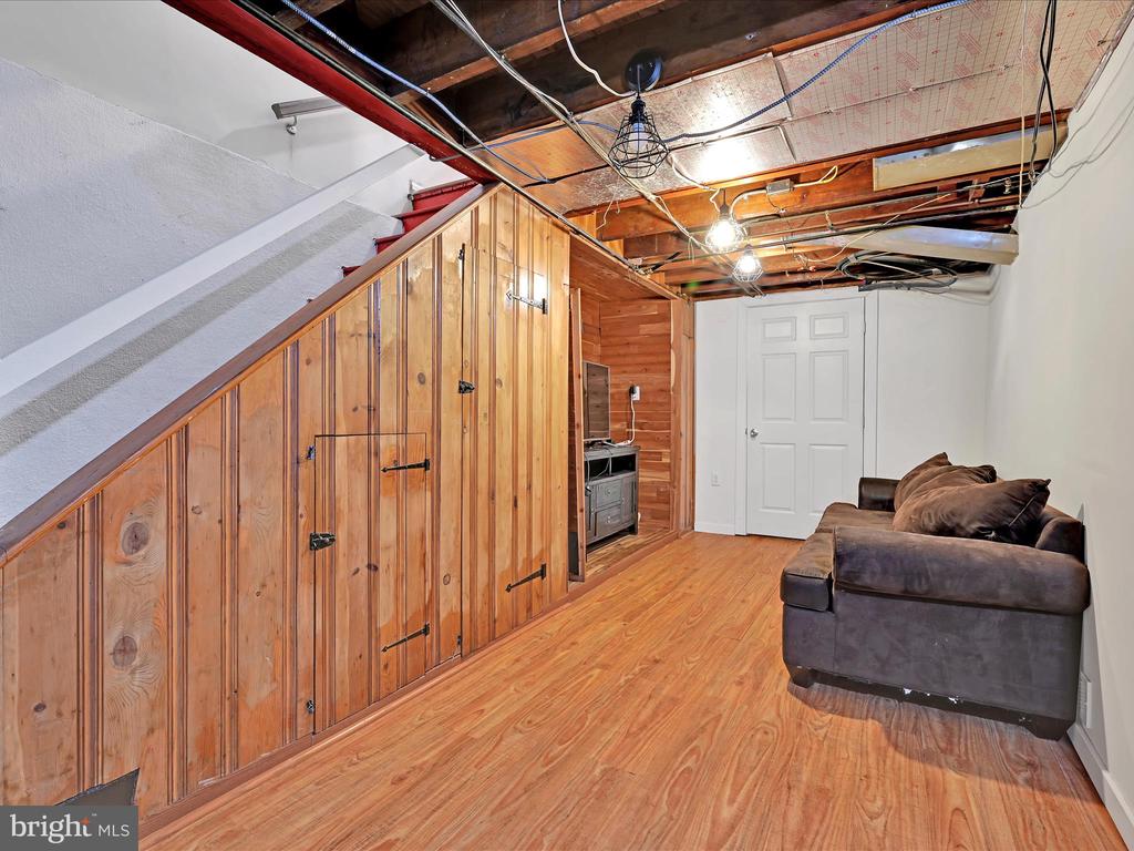 476 Olympic Ave