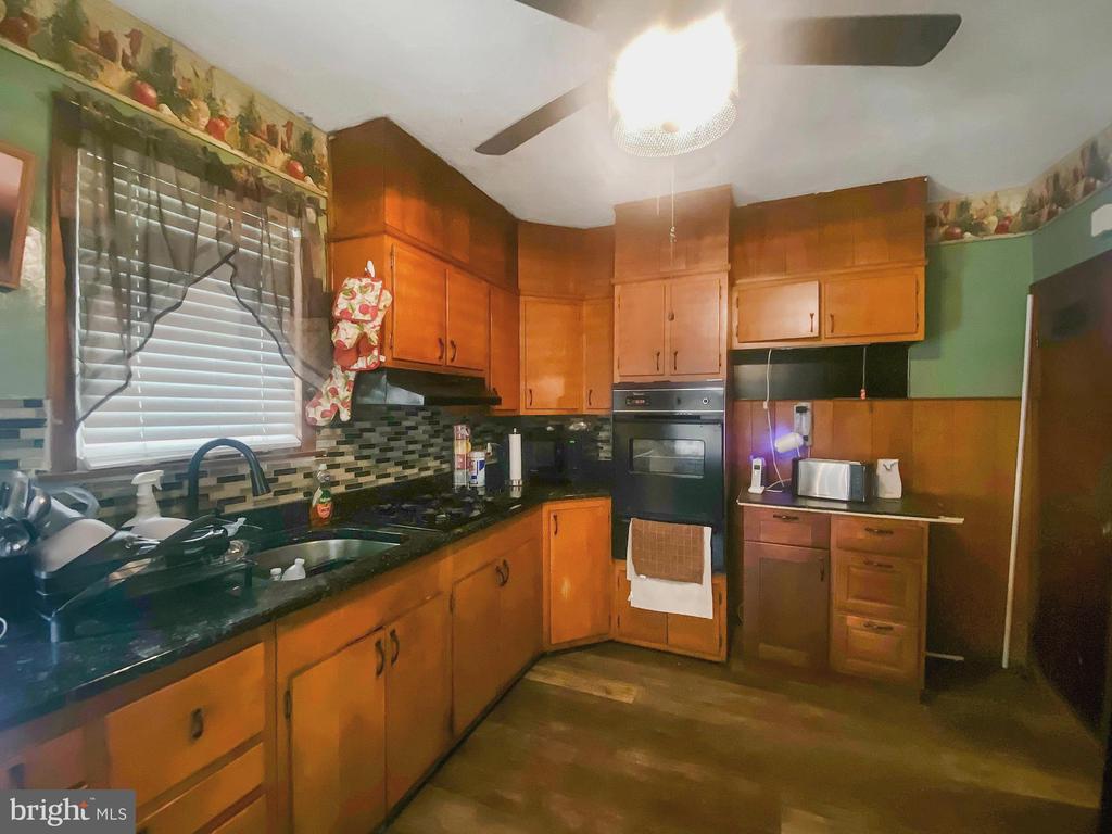 420 S 2nd St